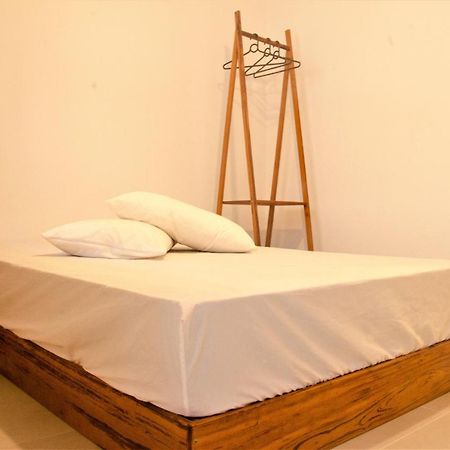 Vila Lorenzi & Apartamentos Ubatuba Kültér fotó