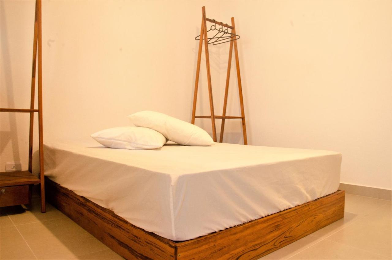 Vila Lorenzi & Apartamentos Ubatuba Kültér fotó