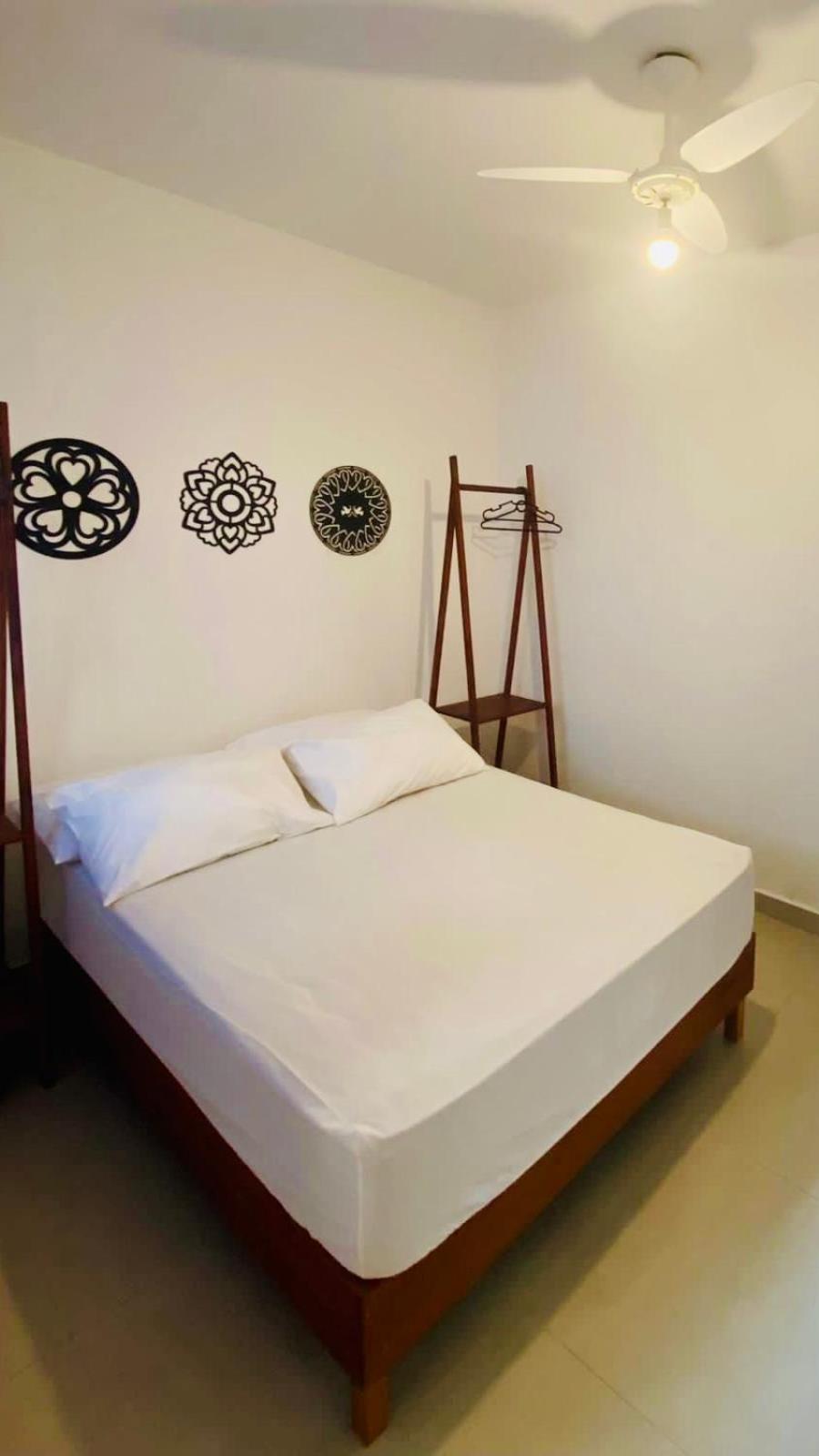 Vila Lorenzi & Apartamentos Ubatuba Kültér fotó